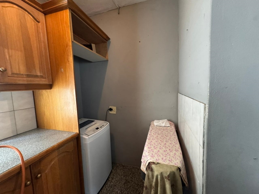 3 Bedroom Property for Sale in Park Village Western Cape